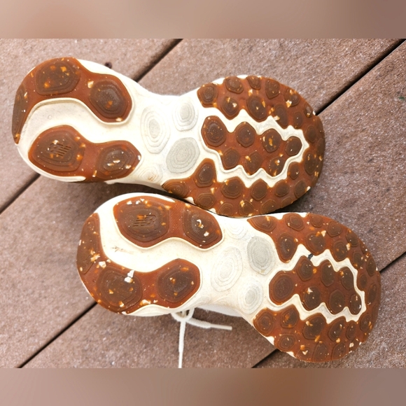 New Balance Kid's 1440 V1 Lace-up Running Shoe - Picture 2 of 6